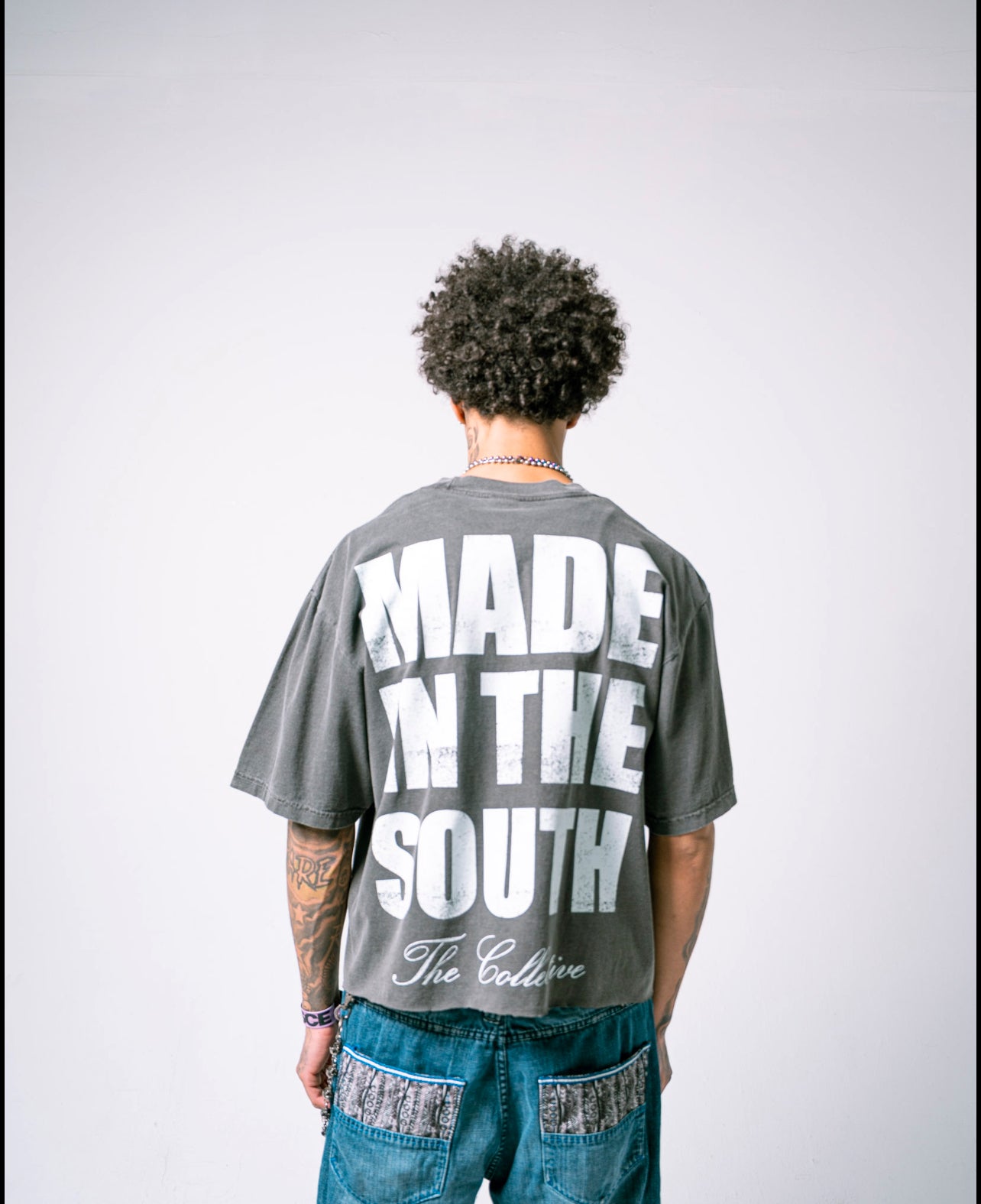 Cup Tee Dark Grey/White